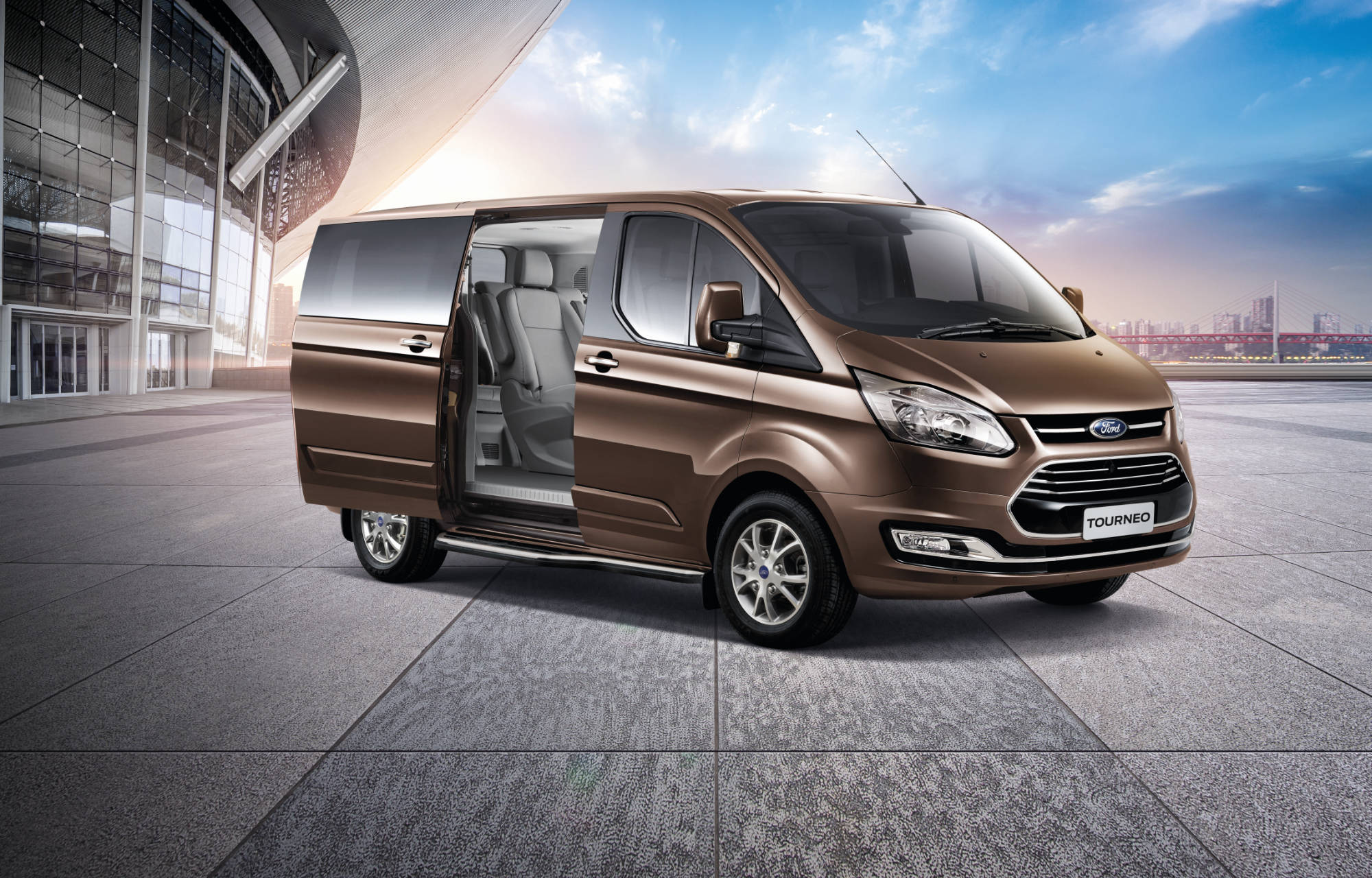 ford-tourneo